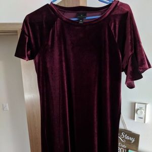 Velvet flutter sleeve